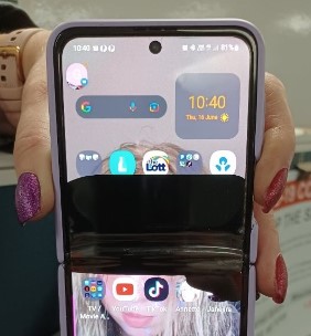 samsung flip faulty screen